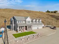 Residence in Vernon perfectly tailored for OKANAGAN LIFESTYLE