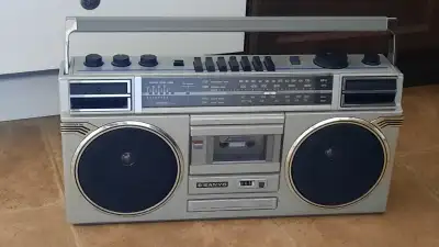 Sanyo vintage boombox radio and cassette player. Smoke free home. Am cleaning the unit today and app...