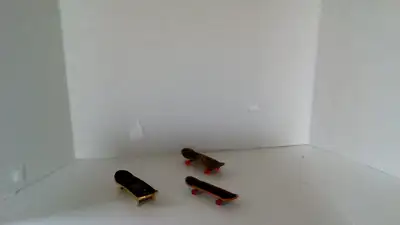 (MiNi SkAteBOards) PetiTes PlaNcHes à ROuLeTteS, View more
