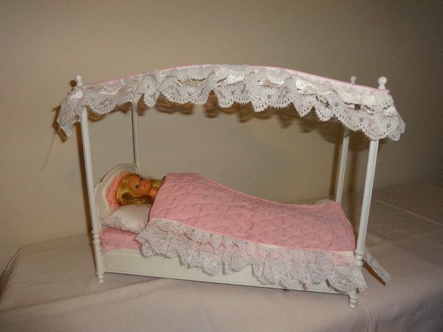 Barbie Sized Canopy Bed in Toys & Games in Oakville / Halton Region