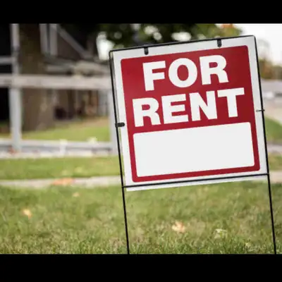 Beautiful Basement available for Rent in Amber Trail Very Convenient Location: Walking distance to a...
