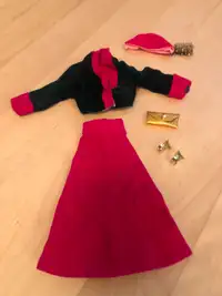 Plusieurs Ensembles de vêtements pour Barbie