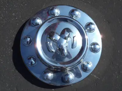 One chrome Dodge RAM heavy duty truck hub cover. ONE ONLY. Excellent condition, please check picture...