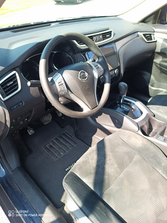 Nissan Rogue SV 2016 dans Autos et camions  à Saint-Jean-sur-Richelieu - Image 4