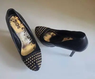 Vintage Y2K Brash Studded Platform Heels Gold Spikes Size 11, View more