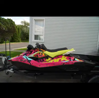 Spark Trixx 3 up 2020 7900$ Fonctionne super bien tout est fonctionnel possibilité de l’essayer si v...