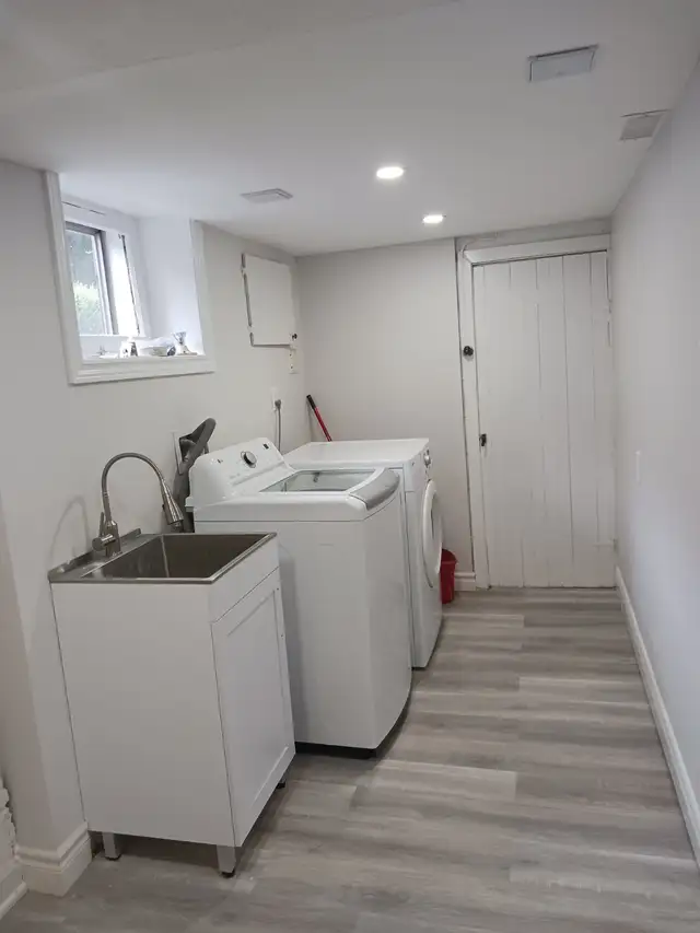 One private bedroom and living room basement for rent in Room Rentals & Roommates in City of Toronto - Image 9