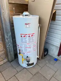 Gas hot water tank