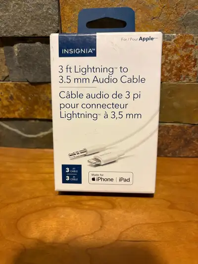 Insignia lightning to 3.5mm audio cable 3’, View more