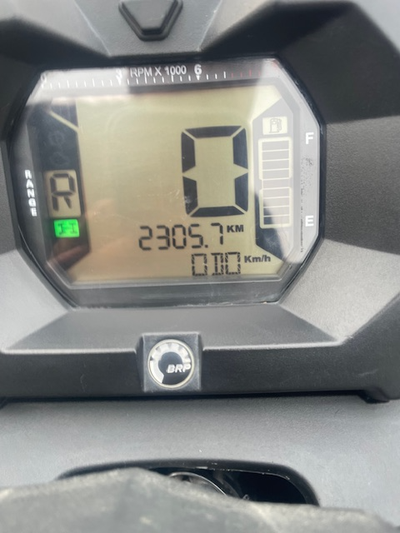 2 up seat Heated grips and thumb warmer Windshield Rear Cargo Box Winch Power Steering Excellent Con...