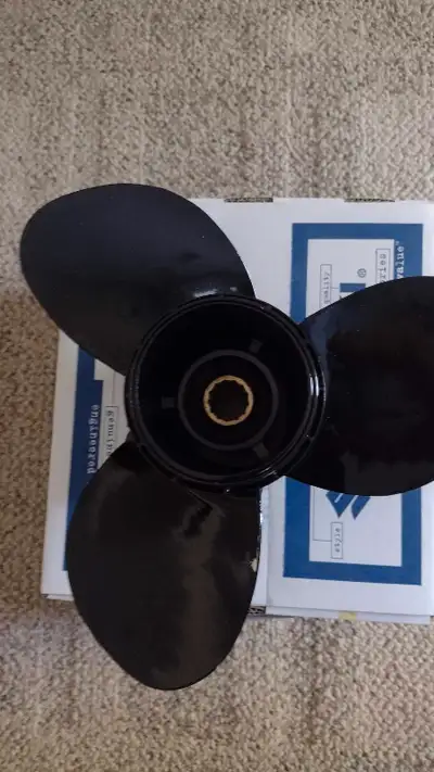 New 11.5 X 9 prop. Fits DF40A and DF50A and DF 60A. Also fits some Suzuki DT 2 strokes. Also fits so...