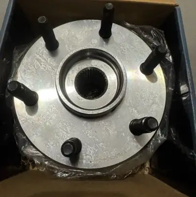 New 99-07 chev/gmc hub