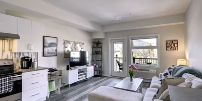 1 bedroom apartment for rent in Penticton on Front Street a few blocks from beach and close to resta...