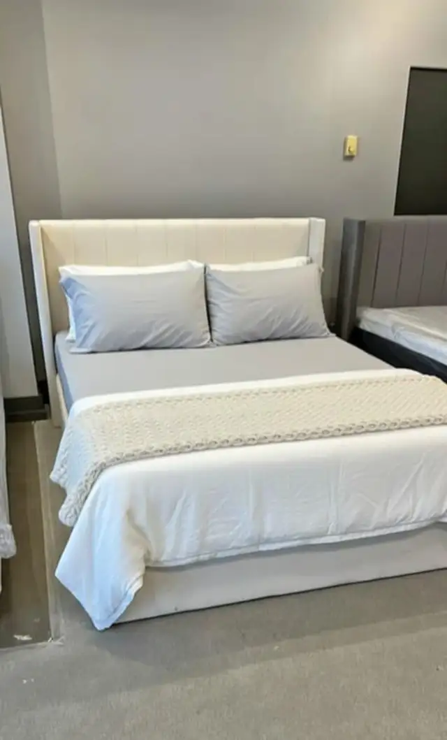 Boucle Upholstered Storage Bed | King & Queen in Beds & Mattresses in Peterborough - Image 4