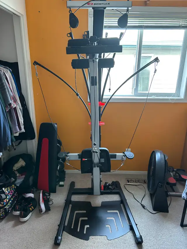 BOWFLEX STATION (model P1000 in Exercise Equipment in Edmonton - Image 7