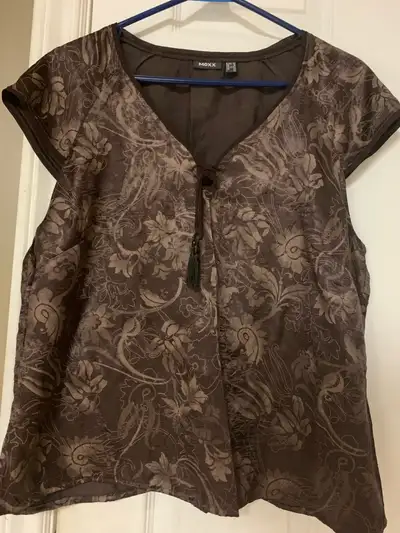 Women’s Top NewLarge Size, View more