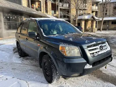 Well maintained, good condition. Mostly highway miles. 2 sets of tires in almost new condition: wint...