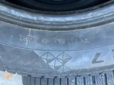 Continental Viking Contact 7 Used 1 winter. 12/32 tread left