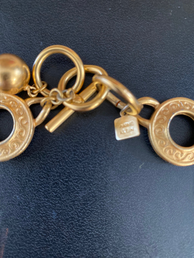 Anne Klein vintage necklace  in Jewellery & Watches in Delta/Surrey/Langley - Image 2