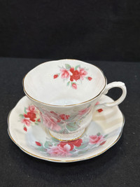 Vintage discontinued Royal Albert  Bone china tea cup & saucer-