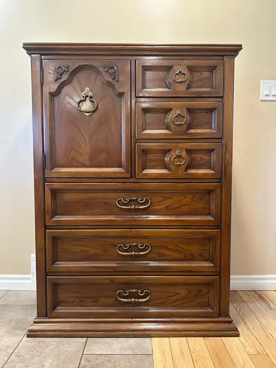 Vintage Sklar Pepplar Tall Oak Wood Dresser(CAN DELIVER), View more