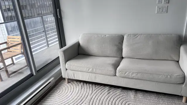 Sofá IKEA Parup64519996268419122