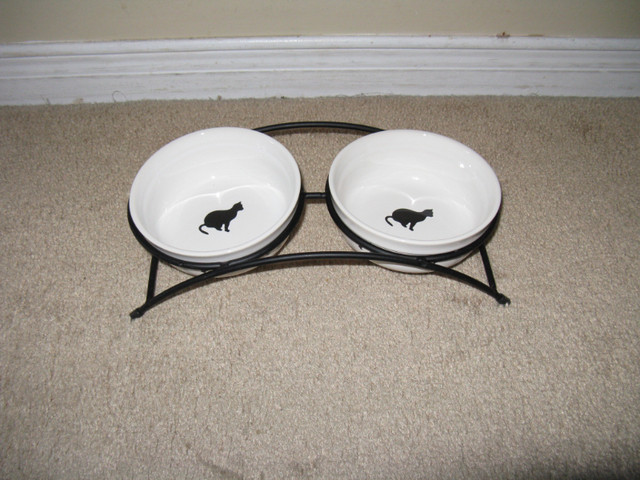 Dogs/Cats Bowls New in Accessories in Mississauga / Peel Region - Image 2