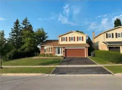 4 bedrooms + 2.5 baths house for rent