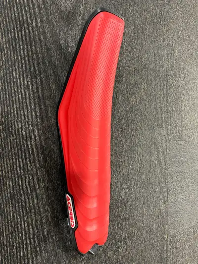 For sale waterproof seat in great condition. For 2018-2021 honda crf450r crf250r