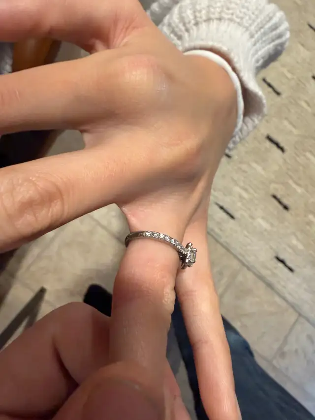 One ladies’ halo engagement ring - made in 18K white gold. in Jewellery & Watches in St. John's - Image 3