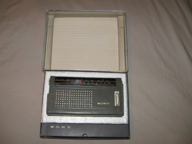 Vintage Sony Radio in Arts & Collectibles in Saskatoon