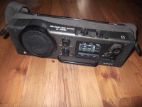 Radio vintage portative, de marque Sony