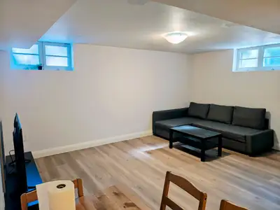 Basement for rent/ 1 bdroom/ North York