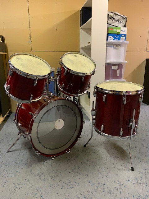 Gretsch USA Custom Drums (12,13,16,22) in Drums & Percussion in St. Catharines - Image 5