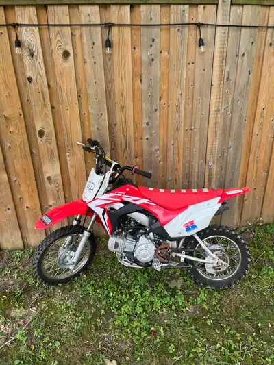 3200 firm Ownership spare key and green plate Can get better photos 2021 crf 110 with 50 hours Oil c...