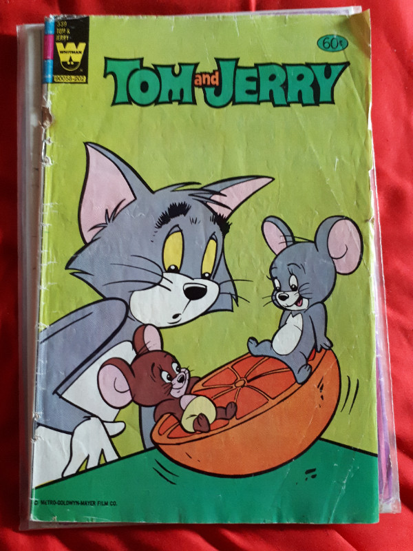 KIDS COMIC BOOKS - DISNEY - BUGS BUNNY - FLINTSTONES - JETSONS in Toys & Games in Annapolis Valley