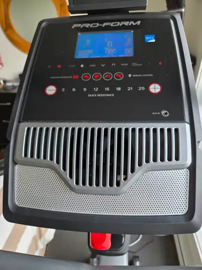 Vélo stationnaire Pro-Form 8.0 EX (Compatible iFit Bluetooth) –, View more