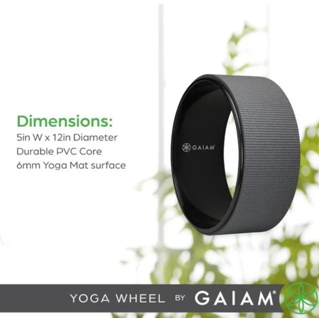 NEW in BOX The Gaiam Yoga Wheel Handcrafted Premium Design dans Santé et besoins spéciaux  à Ville de Montréal