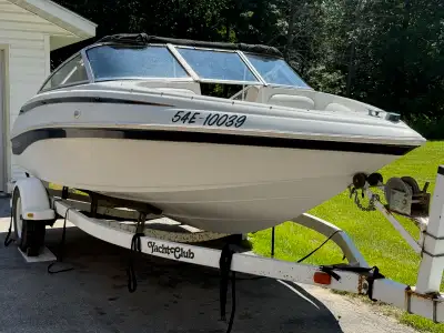 2000 Tempest Regency bowrider in great condition. Powered by 3.0L 4 cylinder Mercruiser with Alpha o...