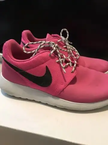 Lady or girl NIke Roshe Run Shoes, View more