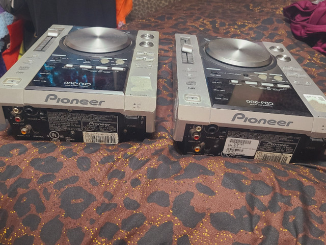 Pioneer cdj-200 one turntable in Performance & DJ Equipment in Dartmouth - Image 2