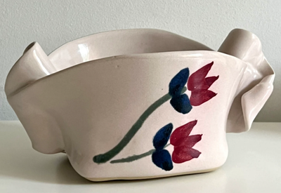 Vintage Handmade Hilborn Pottery Signed Baige with Hand Painted Floral Tulip Pinch Bowl Small Storag...