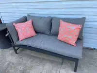 Outdoor Patio Loveseat/daybed