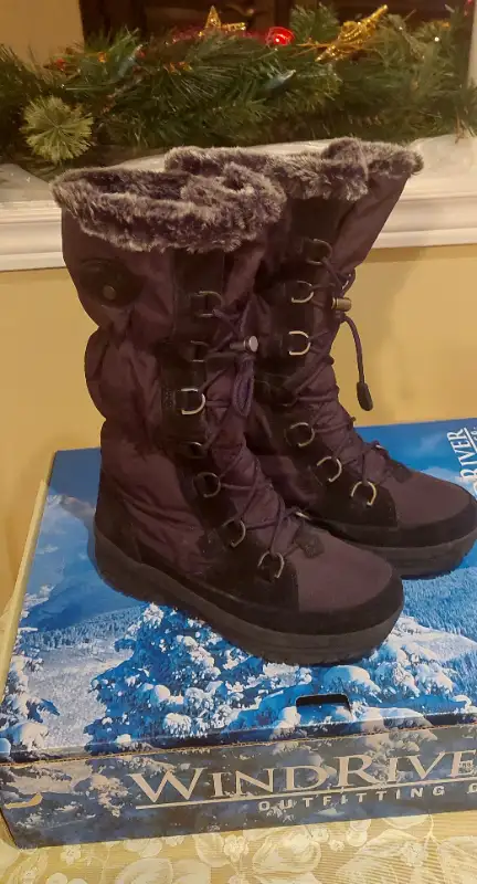 NEW Women's Waterproof Winter Boots, Black, Size 10 in Women's - Shoes in Markham / York Region - Image 9