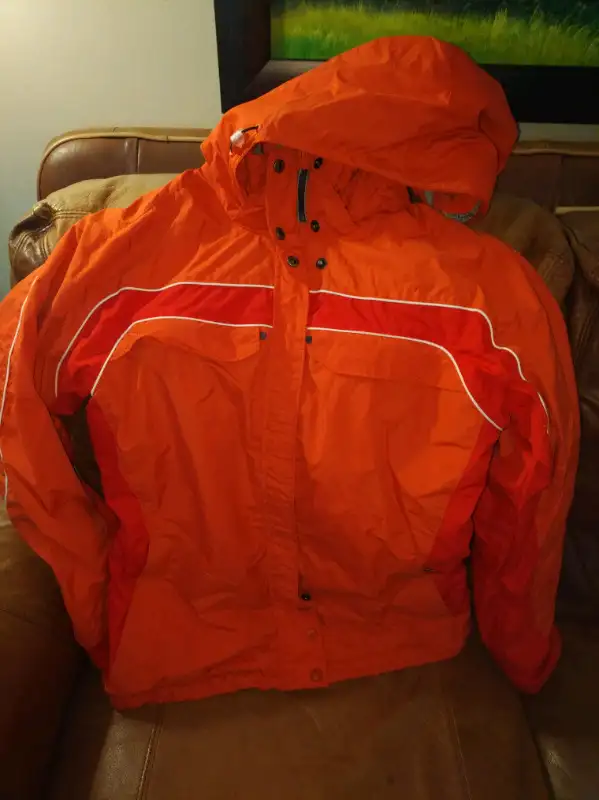 Youth Winter Coats and Snow Pants in Kids & Youth in Edmonton - Image 2