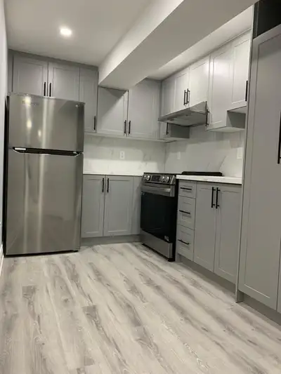 Private room with attached washroom for rent ready to move in