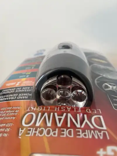 lampe de poche / flashlight dynamo 5 LED, View more