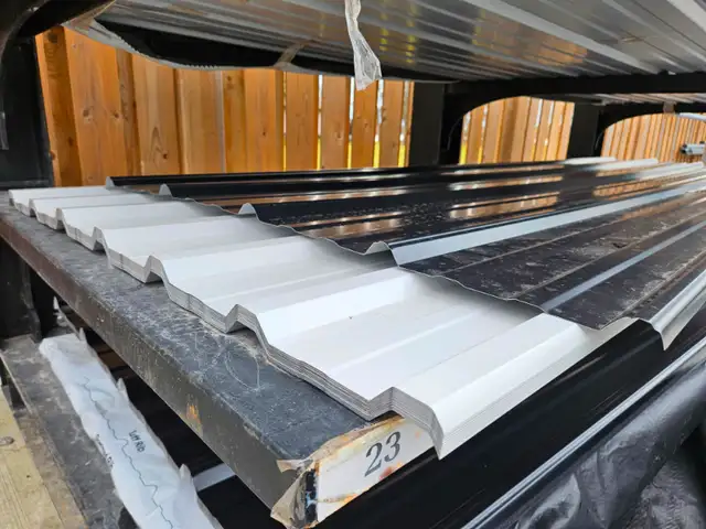 Metal Shed Roof Kit with Ridge Cap62863276815363122