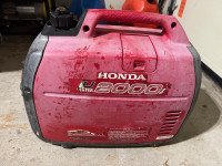 Eu2000I Honda Generator. Great condition and runs amazing!