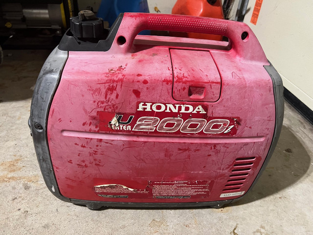 Eu2000I Honda Generator. Great condition and runs amazing! in Other in Hamilton